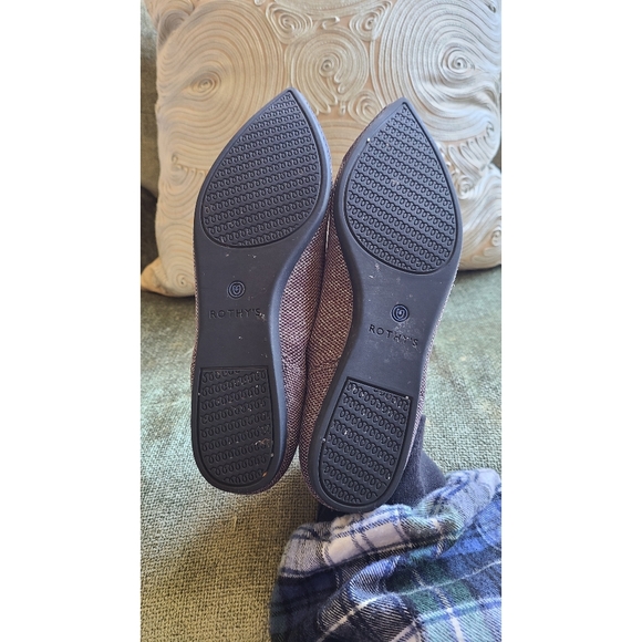 Rothys Twilight Metallic Captoe Points - Size 7 - Picture 5 of 5